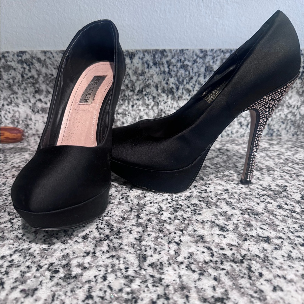 Steve Madden stilettos 
Worn 
8.5